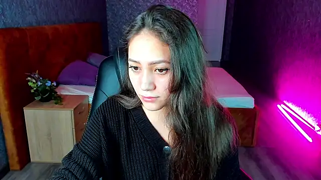 Snapshot of Bellalovesss chatting on 01/17/25, 05:53 Bellalovesss online show from 01/17/25, 05:53