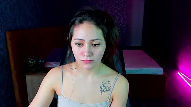 Snapshot of Bellalovesss chatting on 01/17/25, 11:59 Bellalovesss online show from 01/17/25, 11:59