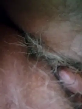 Snapshot of Nice_n_hairy580 chatting on 04/11/26, 12:42 Nice n hairy580 online show from 04/11/26, 12:42