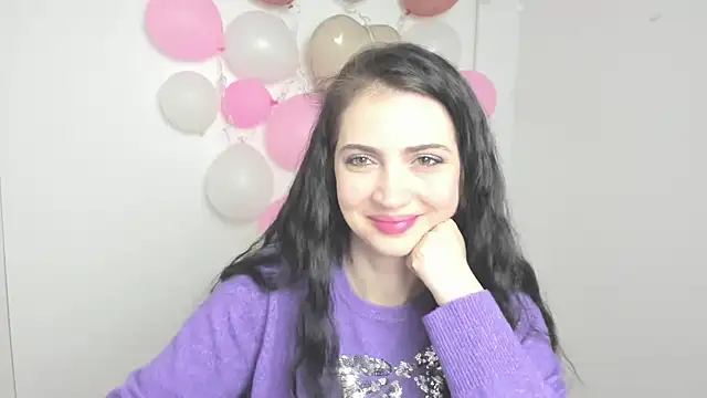 Snapshot of Amalia_amor chatting on 03/08/25, 06:21 Amalia amor online show from 03/08/25, 06:21