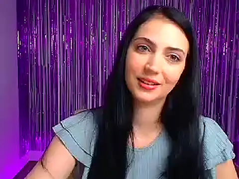 Snapshot of Amalia_amor chatting on 10/02/25, 01:25 Amalia amor online show from 10/02/25, 01:25