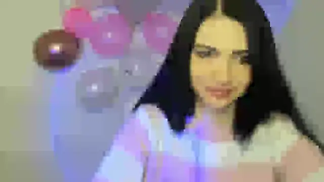 Snapshot of Amalia_amor chatting on 02/16/25, 06:21 Amalia amor online show from 02/16/25, 06:21