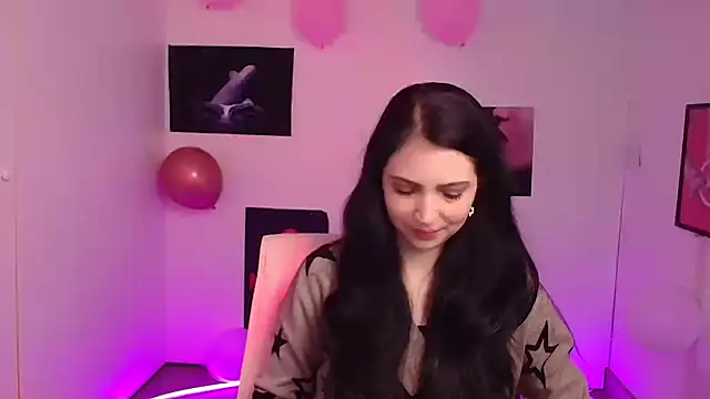 Snapshot of Amalia_amor chatting on 03/18/25, 06:17 Amalia amor online show from 03/18/25, 06:17