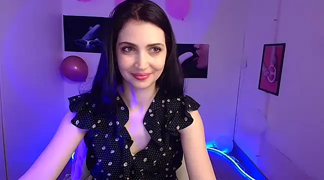 Snapshot of Amalia_amor chatting on 03/11/25, 03:02 Amalia amor online show from 03/11/25, 03:02