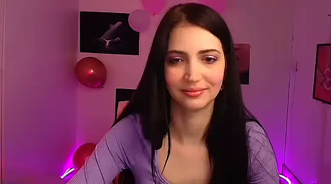 Snapshot of Amalia_amor chatting on 03/05/25, 03:18 Amalia amor online show from 03/05/25, 03:18