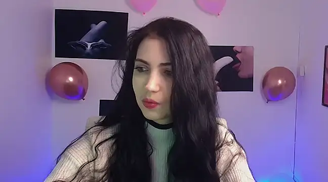 Snapshot of Amalia_amor chatting on 02/18/25, 06:04 Amalia amor online show from 02/18/25, 06:04