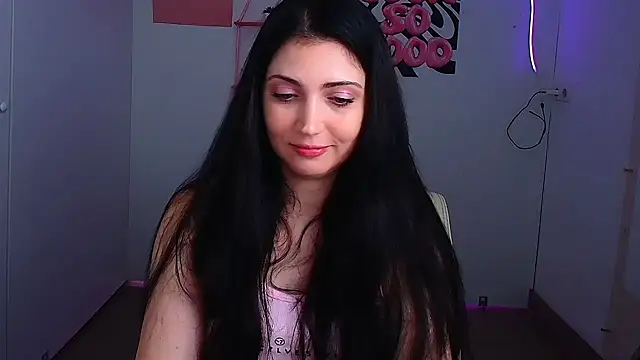 Snapshot of Amalia_amor chatting on 06/26/26, 05:46 Amalia amor online show from 06/26/26, 05:46
