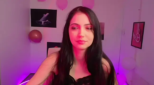 Snapshot of Amalia_amor chatting on 03/18/25, 09:34 Amalia amor online show from 03/18/25, 09:34
