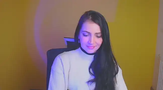 Snapshot of Amalia_amor chatting on 02/23/25, 12:16 Amalia amor online show from 02/23/25, 12:16