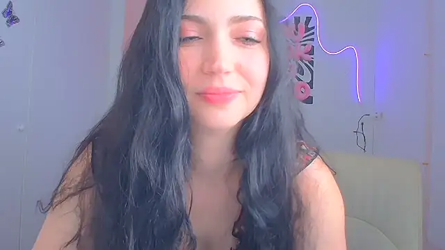 Snapshot of Amalia_amor chatting on 06/21/26, 05:35 Amalia amor online show from 06/21/26, 05:35