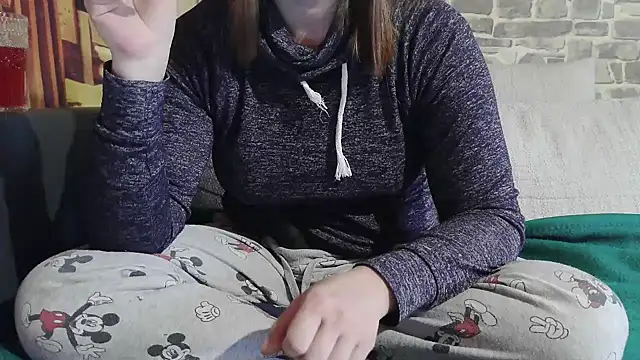 YviEngel87 online show from 11/25/25, 07:19