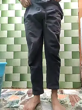 TOPMOON001 online show from 11/13/25, 05:33