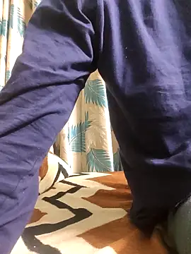 TOPMOON001 online show from 02/10/26, 06:40