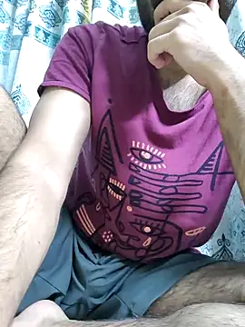 TOPMOON001 online show from 09/23/25, 08:54