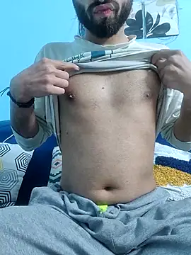 TOPMOON001 online show from 02/16/25, 12:21