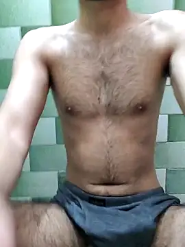 TOPMOON001 online show from 03/14/25, 07:04