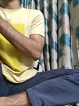 TOPMOON001 online show from 03/04/26, 06:59
