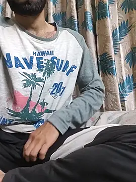 TOPMOON001 online show from 02/16/26, 07:01