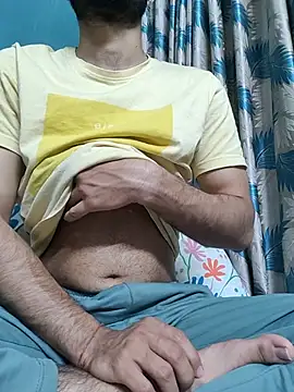 TOPMOON001 online show from 03/27/26, 07:15
