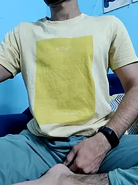 TOPMOON001 online show from 10/24/25, 11:42