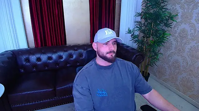 AdamJamesonn online show from 11/11/25, 05:24