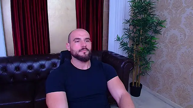 Snapshot of AdamJamesonn chatting on 09/21/25, 05:01 AdamJamesonn online show from 09/21/25, 05:01