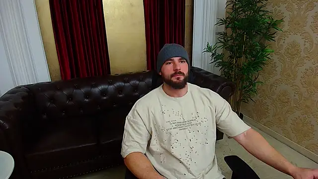 AdamJamesonn online show from 12/04/25, 07:40