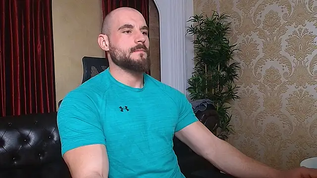 Snapshot of AdamJamesonn chatting on 03/21/25, 05:54 AdamJamesonn online show from 03/21/25, 05:54