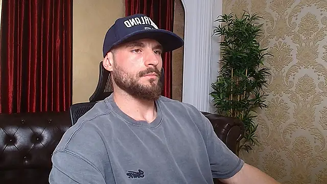 Snapshot of AdamJamesonn chatting on 03/14/25, 11:34 AdamJamesonn online show from 03/14/25, 11:34