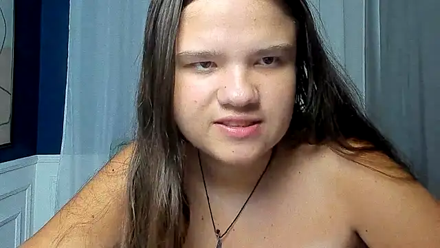 Snapshot of AdeleCruz chatting on 07/13/26, 12:04 AdeleCruz online show from 07/13/26, 12:04
