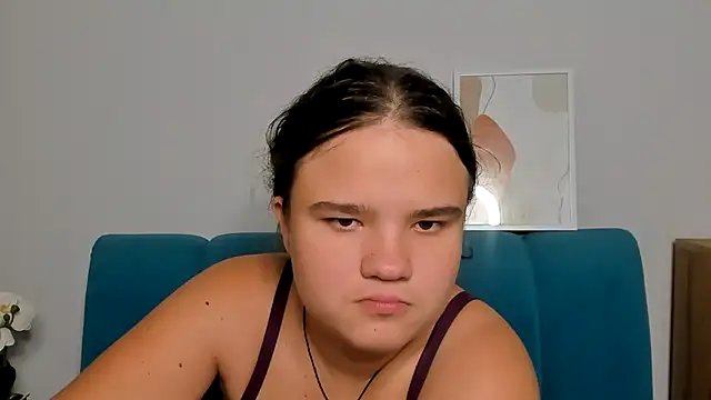 AdeleCruz online show from 10/02/25, 12:19