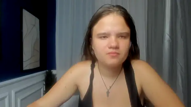 AdeleCruz online show from 05/31/26, 12:00