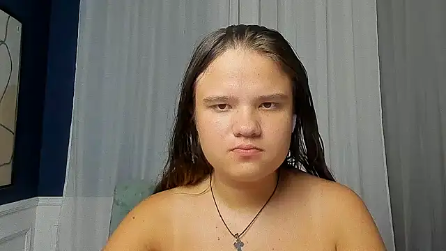 Snapshot of AdeleCruz chatting on 07/17/26, 11:51 AdeleCruz online show from 07/17/26, 11:51
