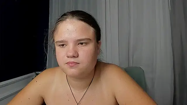 AdeleCruz online show from 09/14/25, 12:05