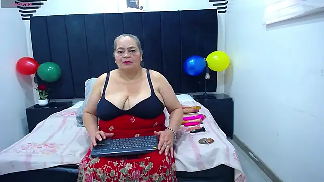 VickyBoobss online show from 10/18/25, 01:02