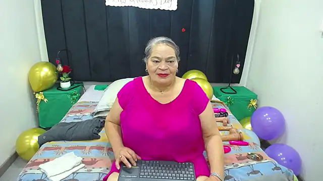 VickyBoobss online show from 03/19/26, 07:36