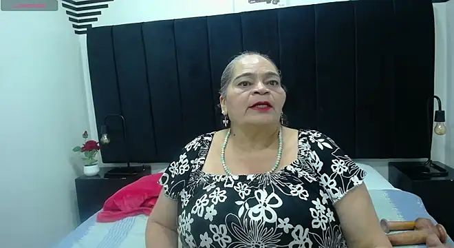 VickyBoobss online show from 12/15/25, 08:03