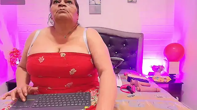 VickyBoobss online show from 07/01/26, 07:47