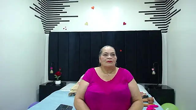 VickyBoobss online show from 03/04/26, 07:43