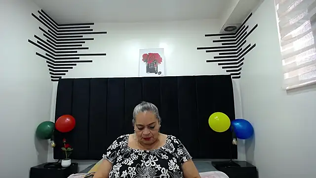 VickyBoobss online show from 11/06/25, 08:02