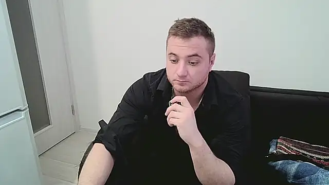 viamen online show from 02/15/26, 05:52
