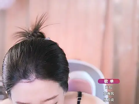 Snapshot of Zoe-99 chatting on 03/21/25, 03:13 Zoe-99 online show from 03/21/25, 03:13