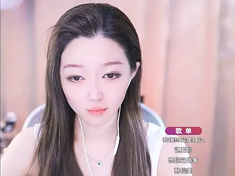 Snapshot of Zoe-99 chatting on 03/22/25, 03:09 Zoe-99 online show from 03/22/25, 03:09