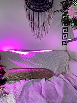 CheekyChels online show from 09/27/25, 09:04