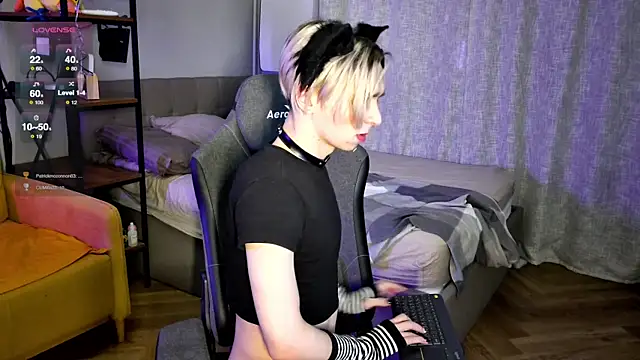 leon yuugen online show from 03/19/25, 05:28