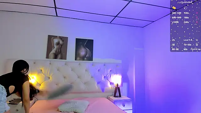 kathy bakerr online show from 11/08/25, 01:47