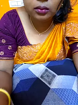 Snapshot of kanikasree chatting on 03/03/25, 06:56 kanikasree online show from 03/03/25, 06:56