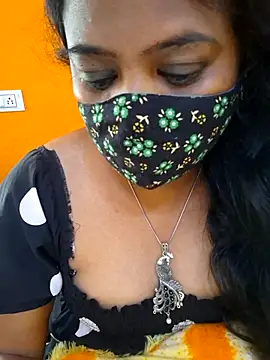 Snapshot of kanikasree chatting on 07/08/26, 05:30 kanikasree online show from 07/08/26, 05:30