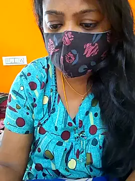 Snapshot of kanikasree chatting on 09/22/25, 04:40 kanikasree online show from 09/22/25, 04:40