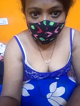 Snapshot of kanikasree chatting on 05/13/26, 02:13 kanikasree online show from 05/13/26, 02:13